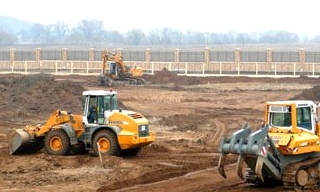 Планировка участка бульдозером в Новокузнецке от 930 руб. Цены за м2 - 2Землекопа-Нвк